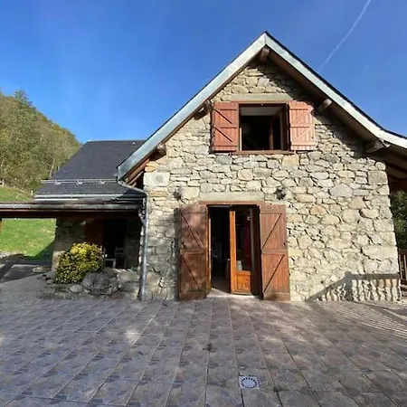 Maison En Bordure De Riviere * Ercé